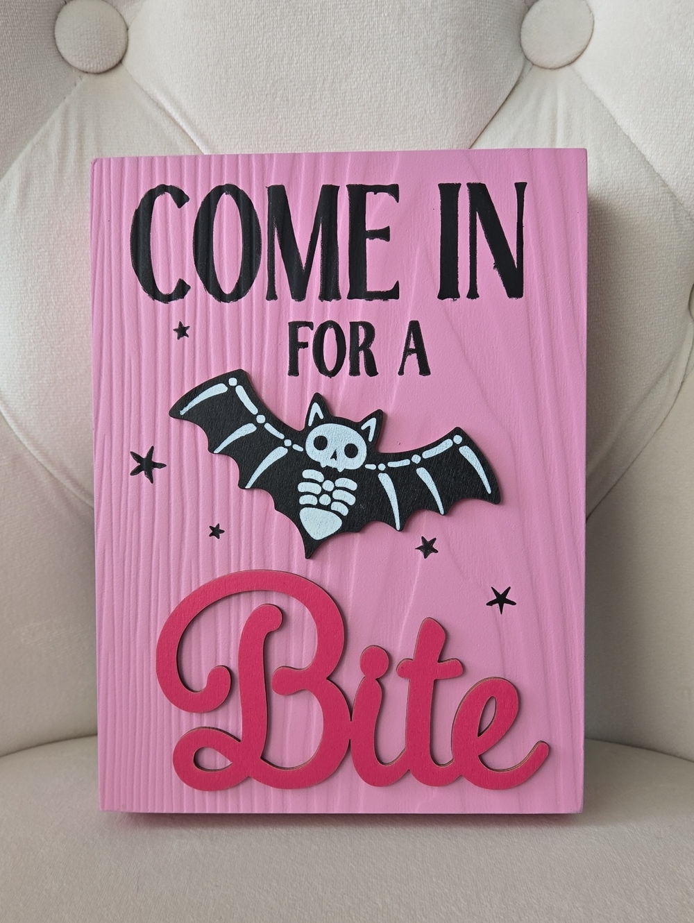 Michael's Halloween 2025 Ashland Pink & Black 'Come In for a Bite' Plaque, NWT
